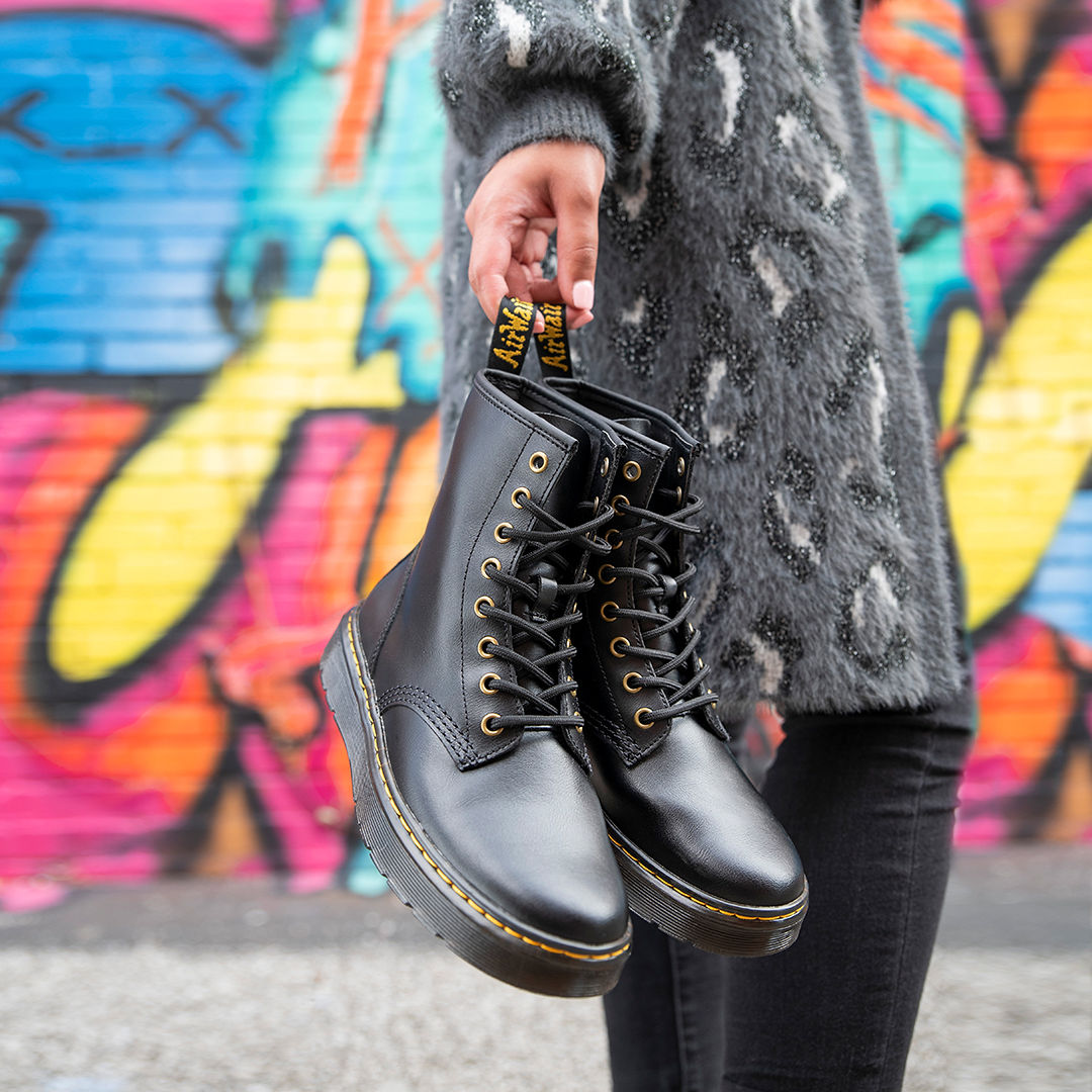 dr martens zavala black